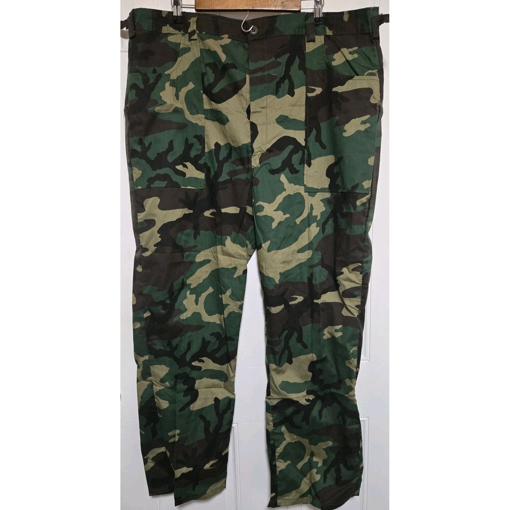 Vintage Ranger Outdoor Woodland‎ Camouflage Hunting Pants Size XL Made In USA